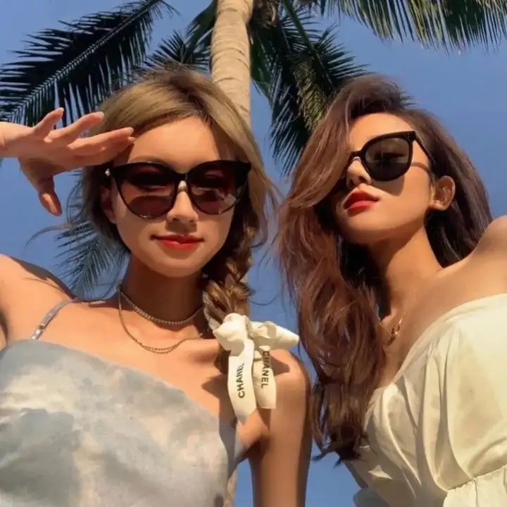 买地方报的女人：作家杉本隆治的推理